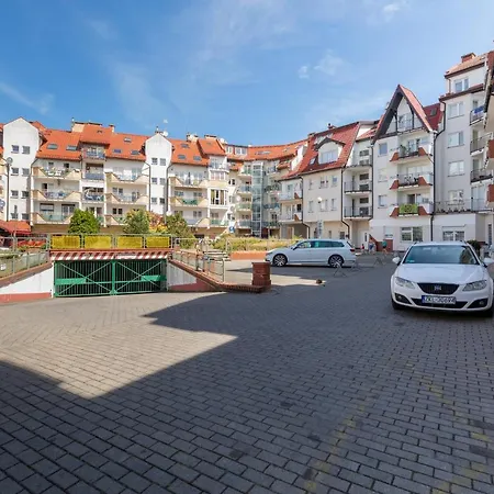 By The Port Of By Renters Kolberg